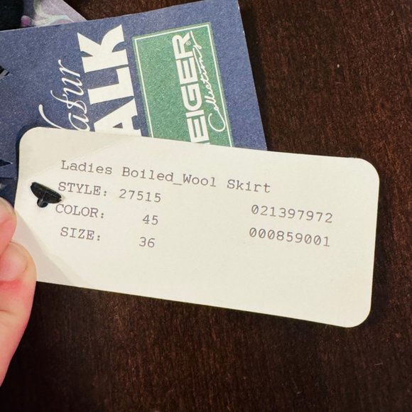 Geiger Pure New Wool Black Skirt Womens Size 36 Austria NWT - Picture 9 of 9